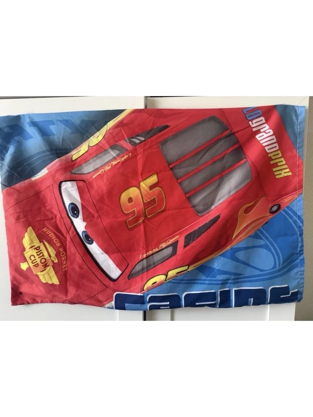 2012 Era Disney Cars 2 Double Sided Queen Pillowcase Lightning McQueen Mater